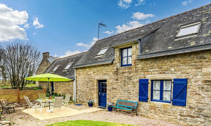 Kerroch Casa | Maison de Kerguen by Interhome