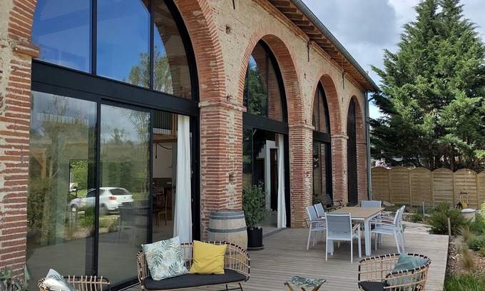 Merville Casa | Maison de L'orée, Grange Rénovée en Logement de Vacances