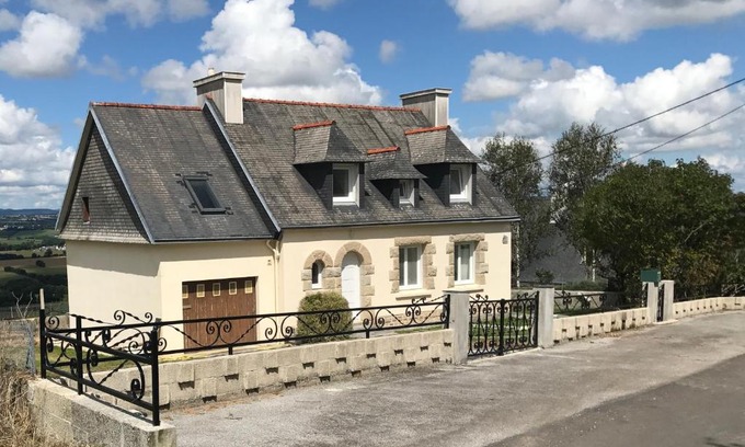 Gouezec Casa | Maison de la Roche du Feu jusqu'à 12 personnes