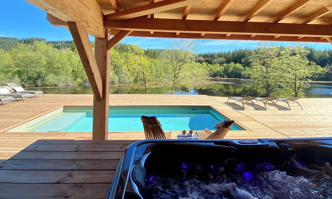 Viam Cabaña | Maison de Vacances Avec Piscine et Spa Domaine de la Voûte 8/10 Personnes