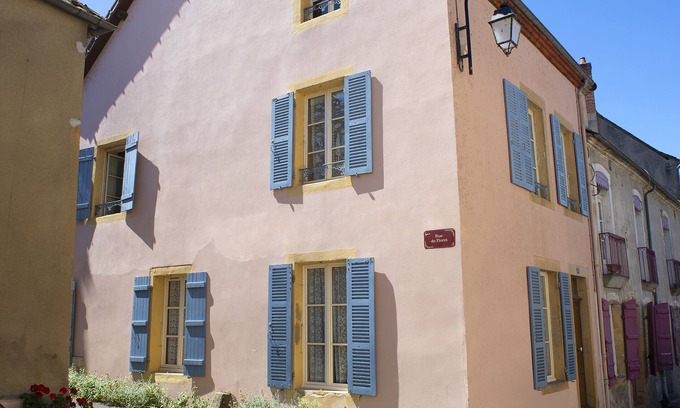 Toulon-sur-Arroux Casa | Maison de Village Avec Grand Jardin Très Calme