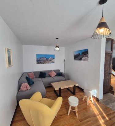 Esquieze-Sere Casa | Maison de village rénovée
