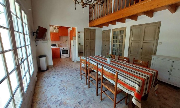 Le Grau-dʼAgde Casa | Maison de village spacieuse à 70m de la plage, 200m des commerces, grande terrasse, 10 couchages - FR-1-423-273