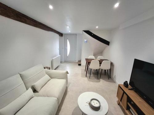 Oissel Casa | Maison de ville proche A13 et Rouen