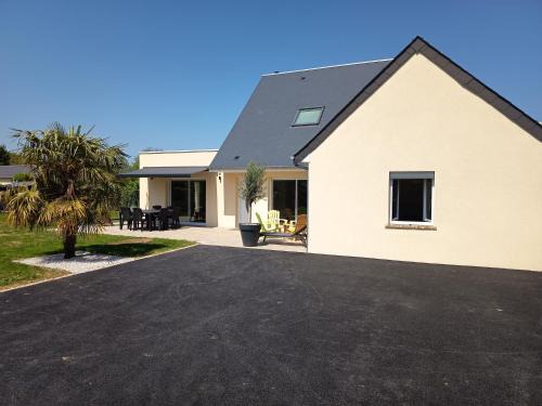 Saint-Laurent-sur-Mer Casa | Maison des Laquais