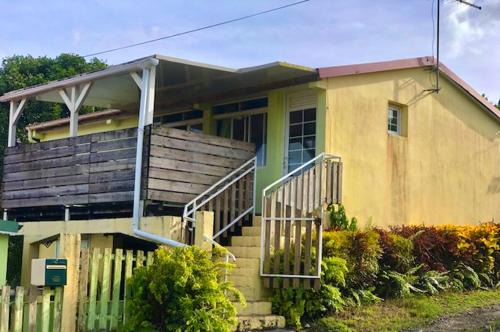 Riviere-Salee Casa | Maison douce à Rivière-Salée avec vue sur jardin & montagne