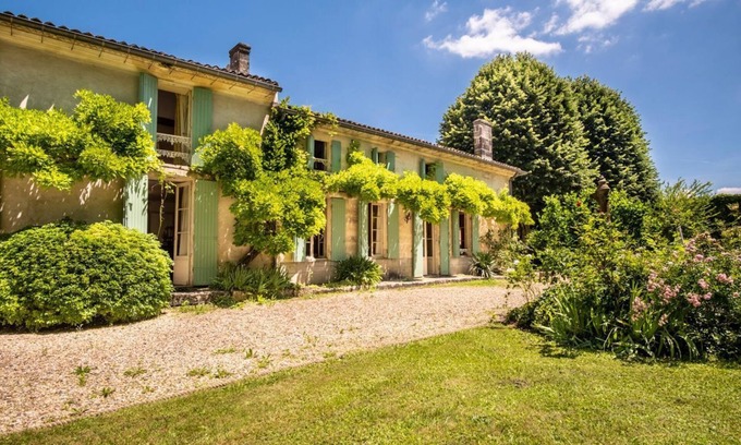Lussac Villa | Maison Du Vins - Seis Habitaciones Villa, Capacidad 12