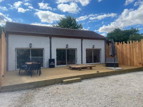 Lailly-en-Val Casa | maison entière piscine balnéo