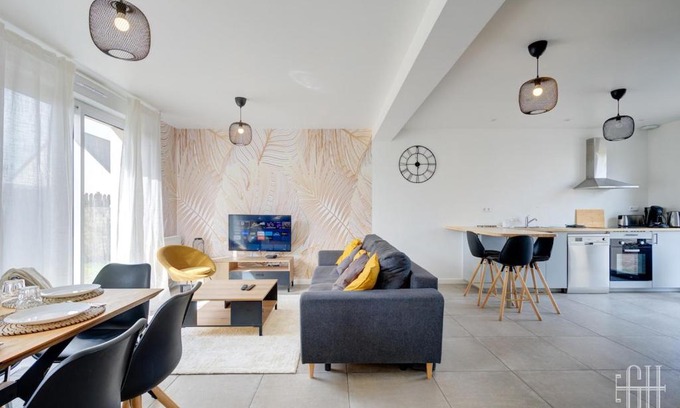 Esvres Casa | Maison familiale 4 chambres avec jardin et parking