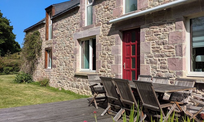 Plevenon Casa | Maison Familiale en Grès Rose à Plévenon Cap Fréhel