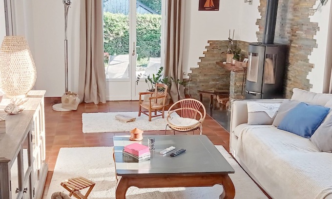 Ille-et-Vilaine Casa | Maison Familiale, Village Typique & Classé en Bord de mer à 10 min de St Malo
