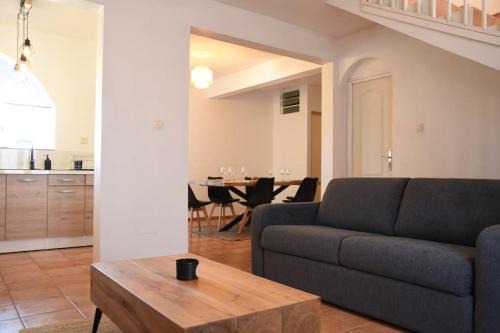 Schoelcher Casa | Maison Heiwa