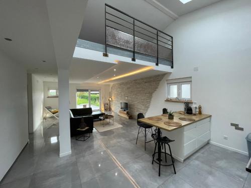 Reding Casa | Maison Marybelle