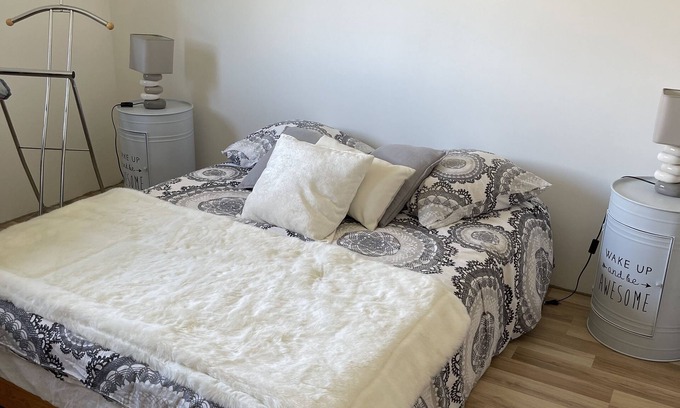 Arnouville-les-Mantes Cama Y Desayuno | Maison Moderne au Calme
