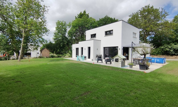 Gouesnach Casa | Maison Neuve Entre Quimper et les Plages
