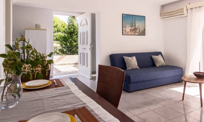 Porto Heli Apartamento | Maison of apartment next to the beach-Studio Green