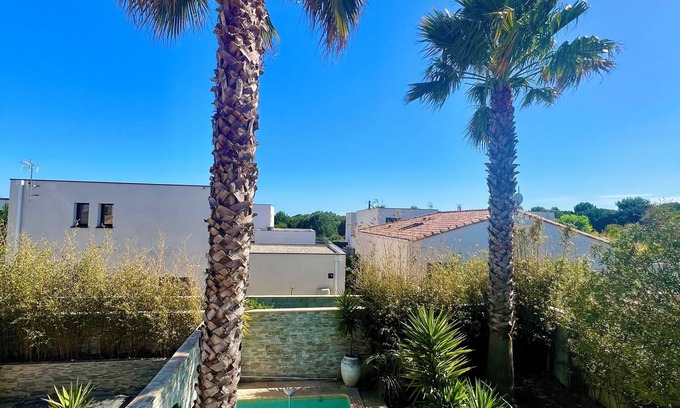 Perols Casa | Maison Palmeraie Avec Jardin et Piscine