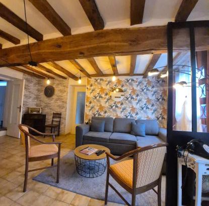 Brain-sur-Allonnes Casa | Maison plein centre
