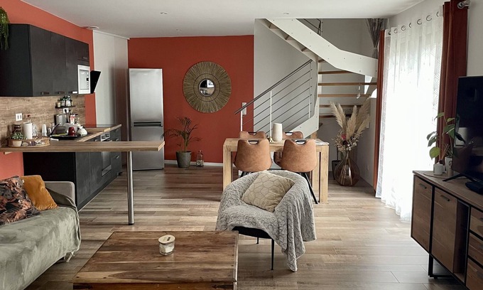 Pont-l'Abbe Casa | Maison Plein Centre, Idéale Pour un Couple