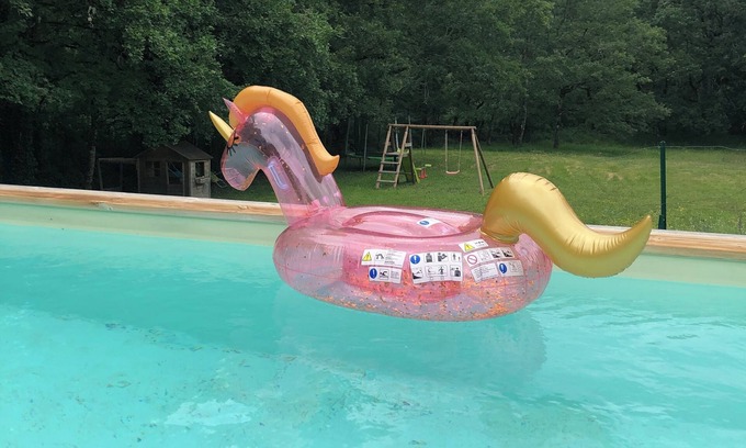 Beauregard Casa | Maison Récente Avec Piscine à la Campagne