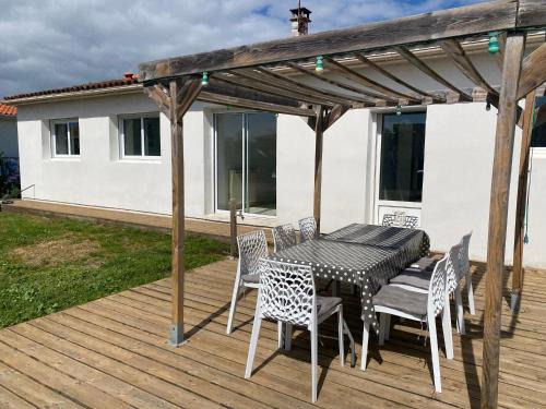 Medis Casa | Maison Royan 9 personnes