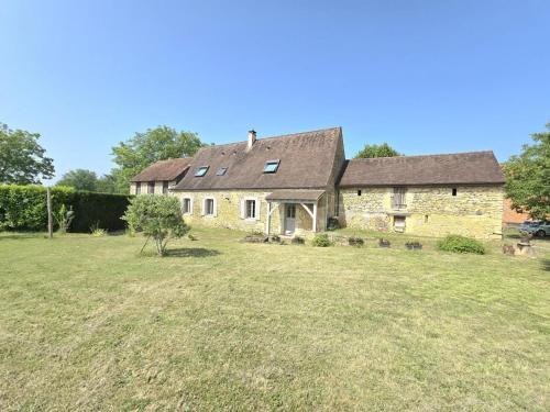 Tamnies Apartamento | Maison rustique près de Sarlat: 4 chambres, jardin, Wi-Fi, activités nature, ferme et lac à proximité - FR-1-616-186