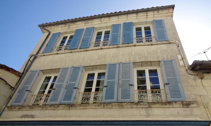 Aubeterre-sur-Dronne Apartamento | Maison Saint Jacques