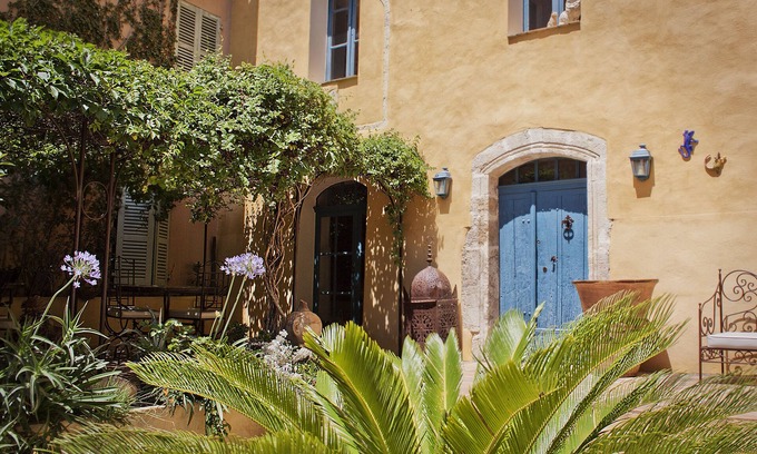 Besse-sur-Issole Cama Y Desayuno | Maison Saint-Louis
