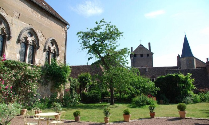 Autun Casa | Maison Sainte-Barbe