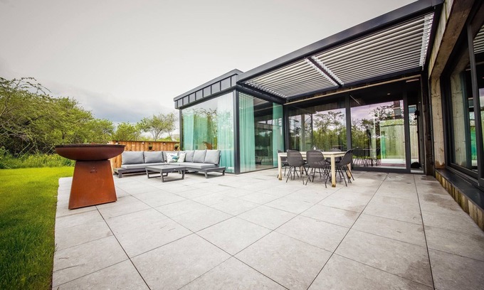 Heure Casa | Maison Sauvage super modern near Somme-Leuze