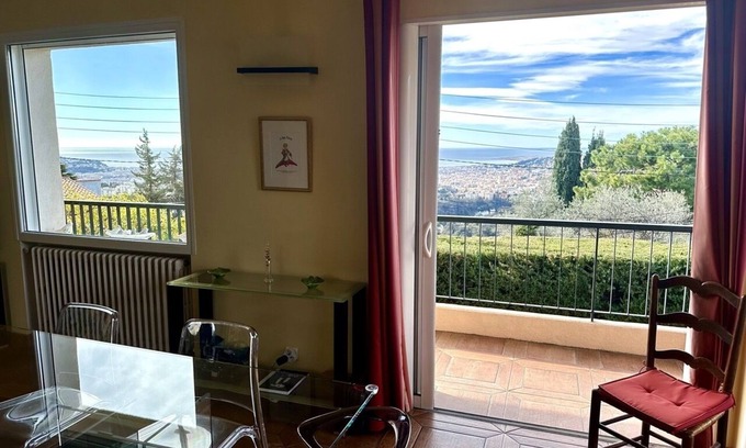 Gairaut Casa | Maison sur les Hauteurs de Nice au Calme Avec vue mer