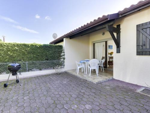 Biscarrosse Plage Casa | Maison T2 cabine à Biscarrosse Plage, proche des commerces et de la mer - FR-1-521-90