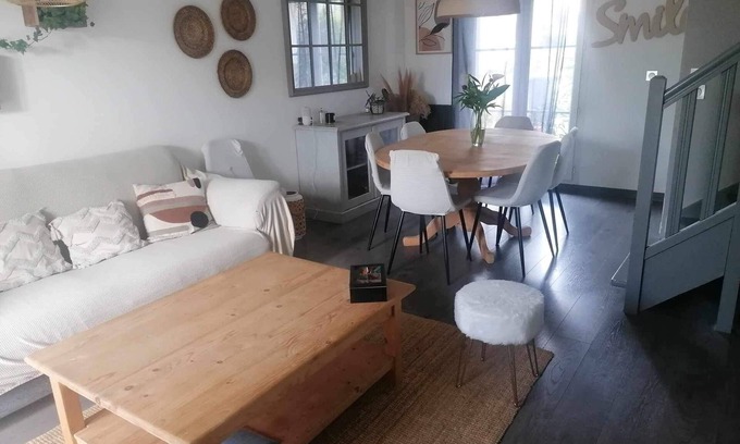 Benouville Casa | Maison Très Bien Agencée Proche Plage du Débarque et Commerces