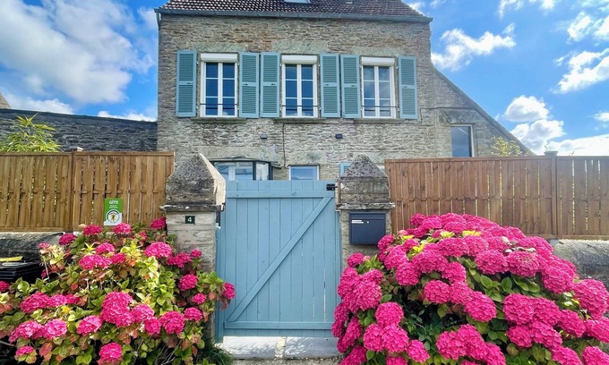 Urville-Nacqueville Casa | Maison Typique Proche de la mer Avec Jardin Clos, Animaux Acceptés !