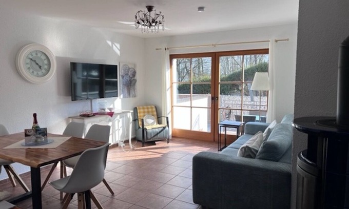 Bad Saarow Apartamento | Aplicación de lujo dúplex., Estufa de leña, sauna, salón, piscina, a 50 metros del lago,