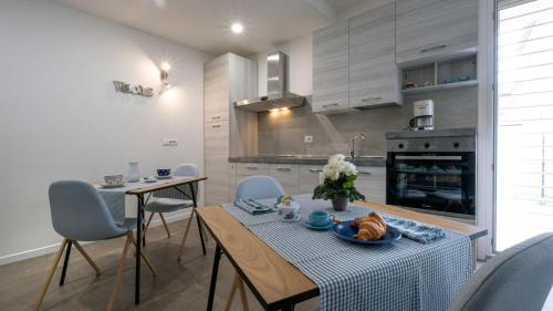 Old Town Casa | Maisonette Modena Park