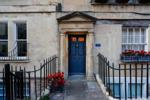 Upper Town Apartamento | Maisonette with Hot tub at 13 Rivers Street