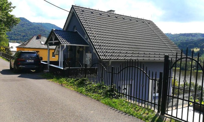 Dolni Zalezly Apartamento | Maisonette Wohnung