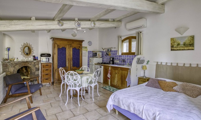 Evenos Casa | Maisonnette charmante a proximite d'un village med