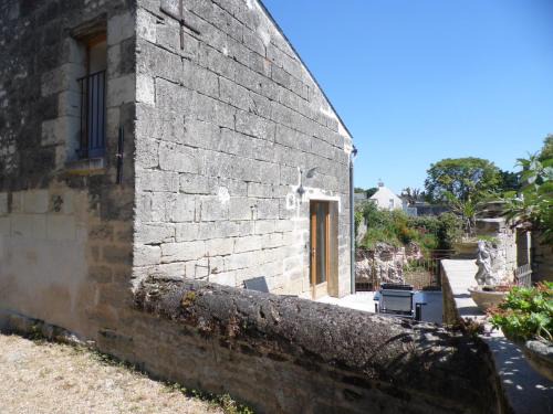 Montfort Casa | Maisonnette climatisée avec parking privé