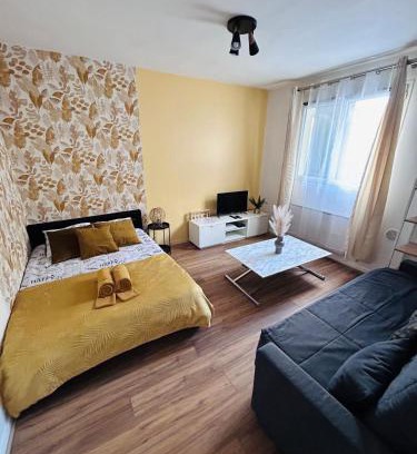La Chapelle-en-Serval Apartamento | Maisonnette STUDIO Parc Astérix I ROISSY CDG I CHATEAU DE CHANTILLY I PARIS