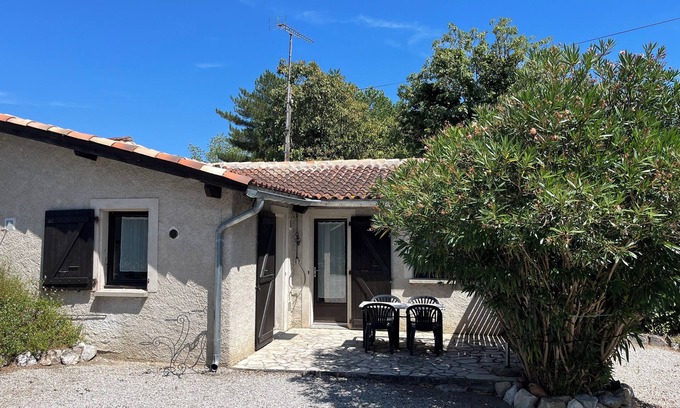 Revel Casa | Maisonnette in residence with swimming pool on the shores of Lake Saint Ferréol