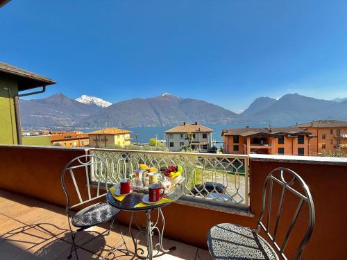 Santa Maria - Rezzonico Apartamento | Maisons San Siro, a due passi dalla spiaggia