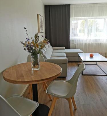 Kuressaare Apartamento | maja