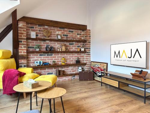 Komarno Apartamento | MAJA Premium Loft Apartment in historical city center