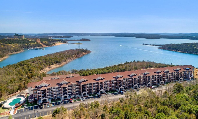 Table Rock Hotel | Majestic at Table Rock