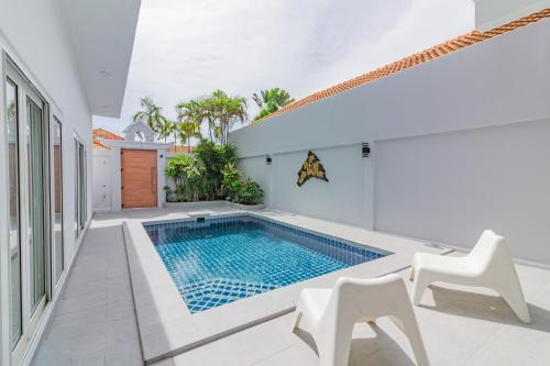 Pratumnak Hill Villa | Majestic Bliss:3BDR pool villa