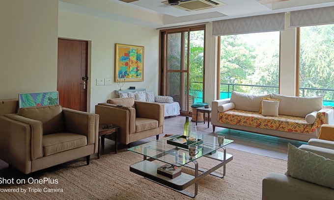 Okhla Apartamento | Majestic Home with Serene Aura in South Delhi