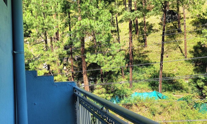 Kasol Casa | Majestic Mountain Bhaiji Guest House