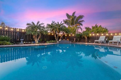 Spring Valley Casa | Majestic Views Pool&Jacuzzi, Mini Golf, Playground